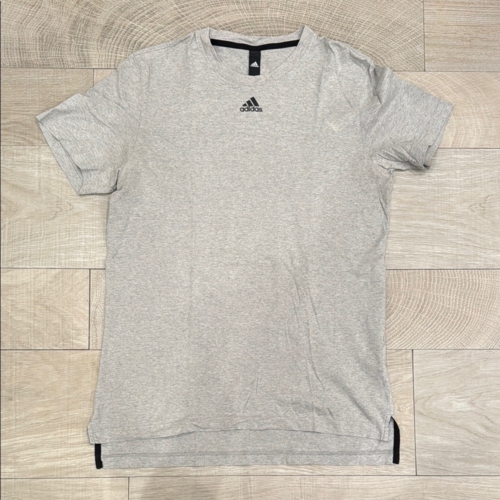 Adidas Men's Gray T-Shirt
